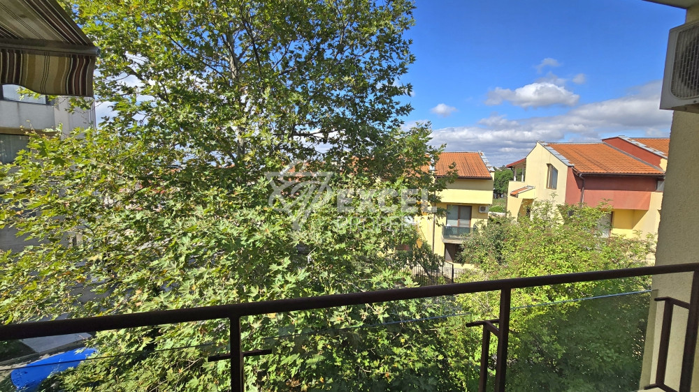Two-bedroom apartment in Antonia complex, Sveti Vlas – fully furnished, 400 m from the beach