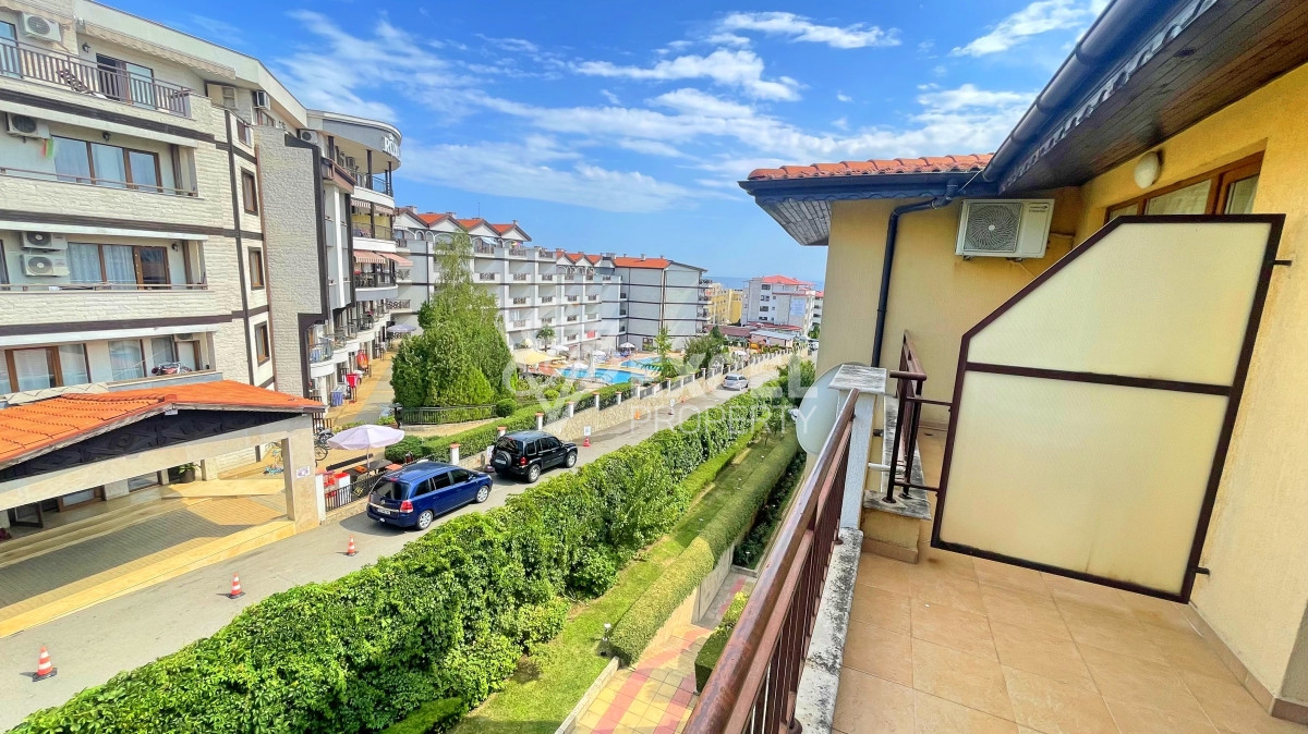 Furnished studio for sale in Sveti Vlas, with partial sea view