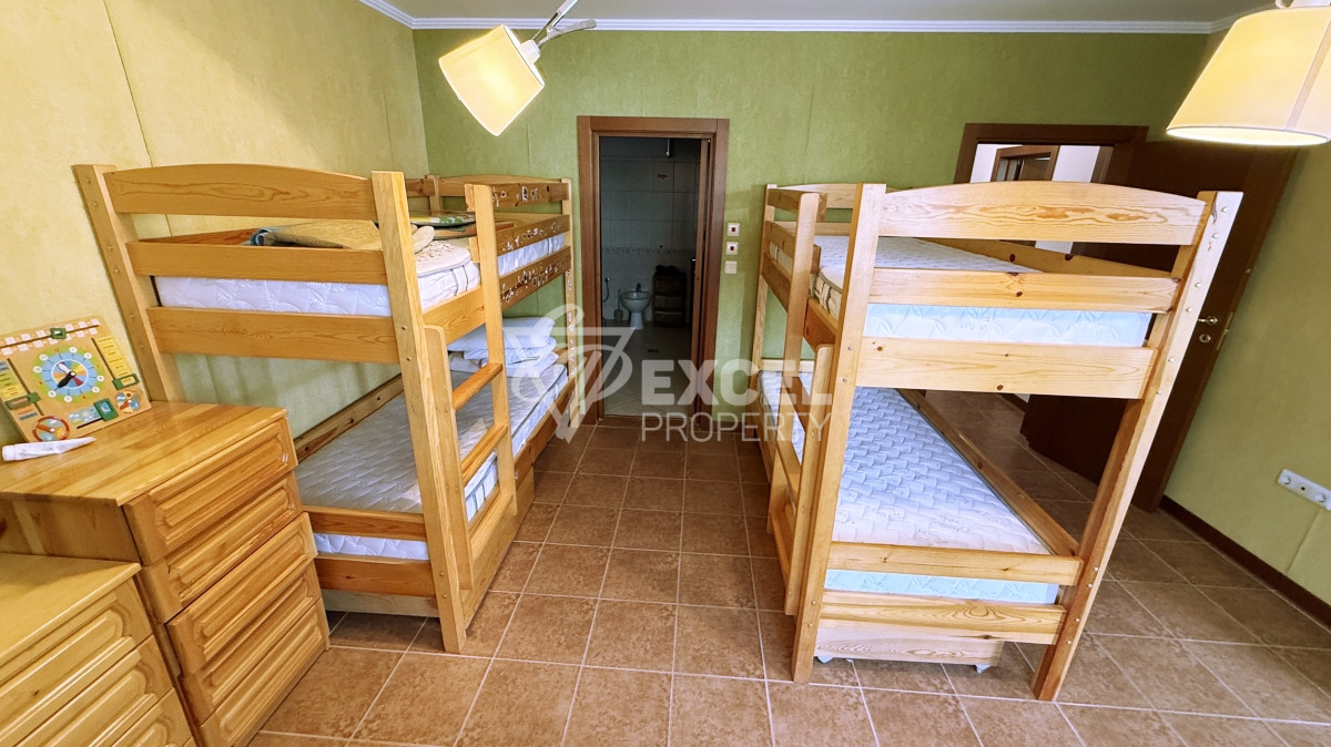 Unique multi-room apartment on the first line in the Casa Real complex, Sveti Vlas