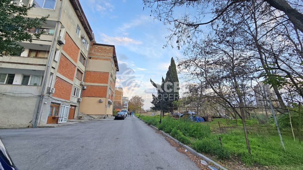 One-bedroom apartment in the center of Nessebar - excellent location and great potential