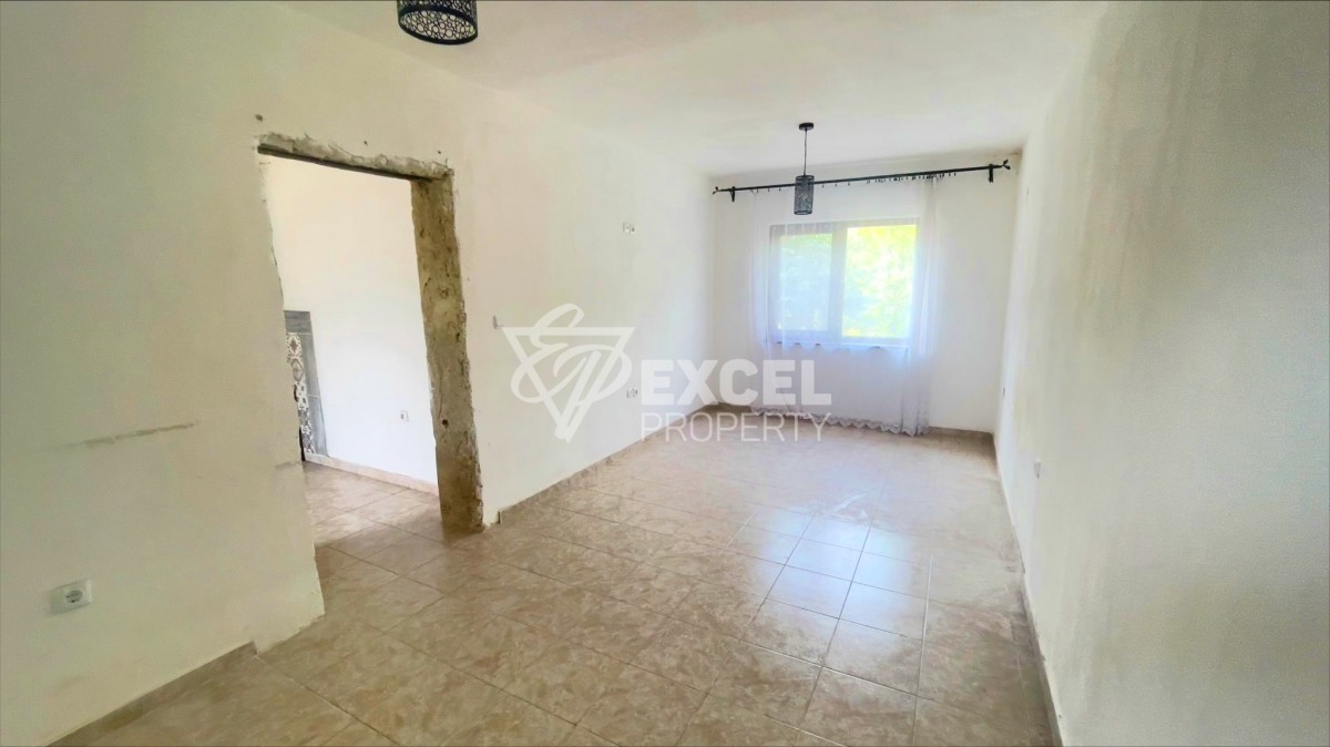 One storey house with two bedrooms in Gorica for sale