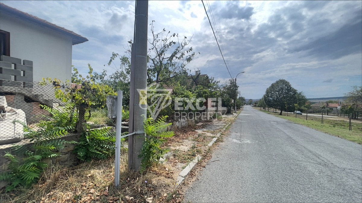 One storey house with two bedrooms in Gorica for sale