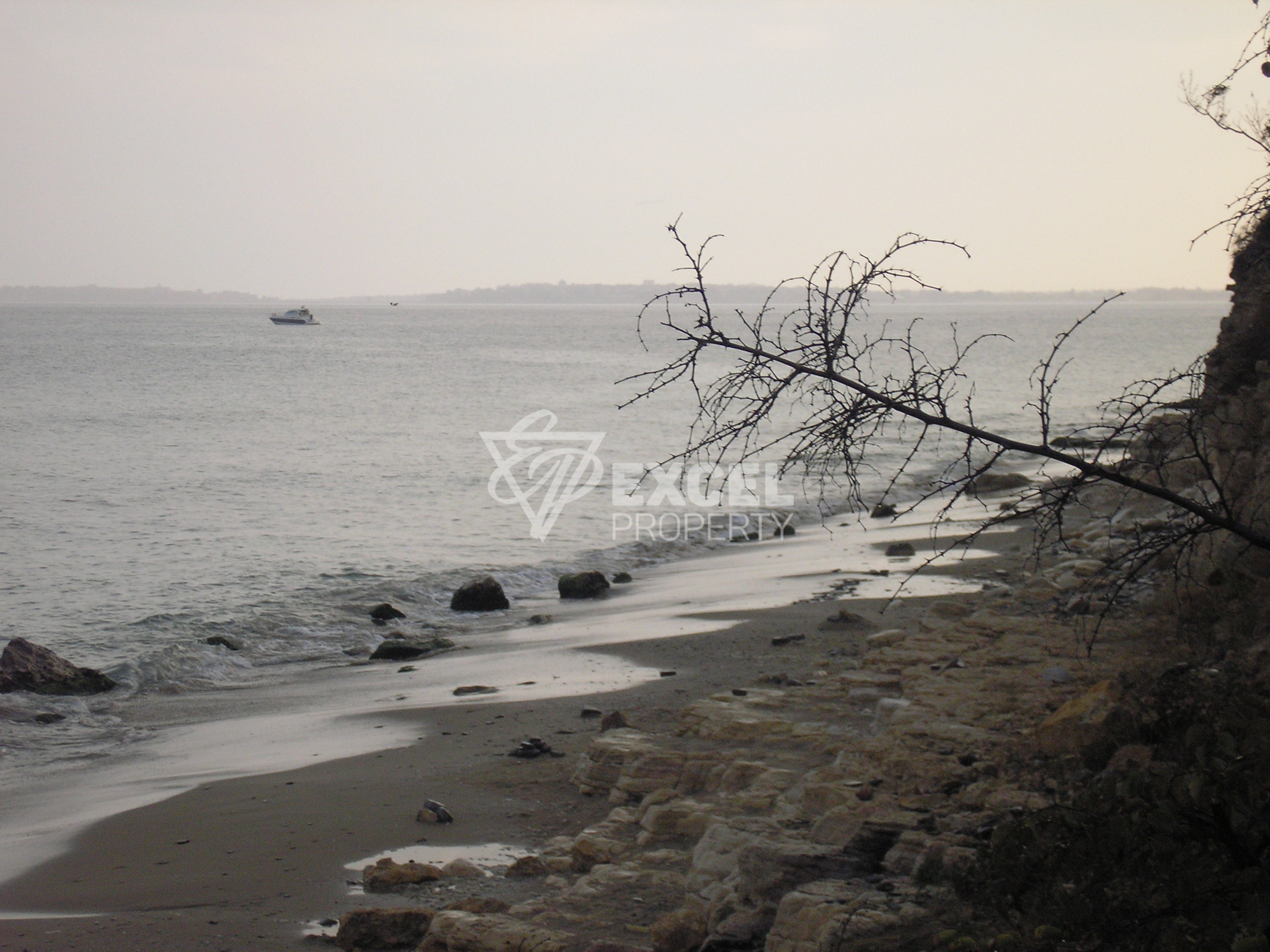 One bedroom furnished apartment in Crown Fort with pool view