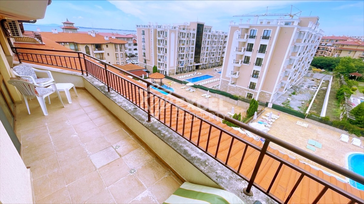 Aqua Dreams complex, Sveti Vlas - one bedroom apartment with sea view.