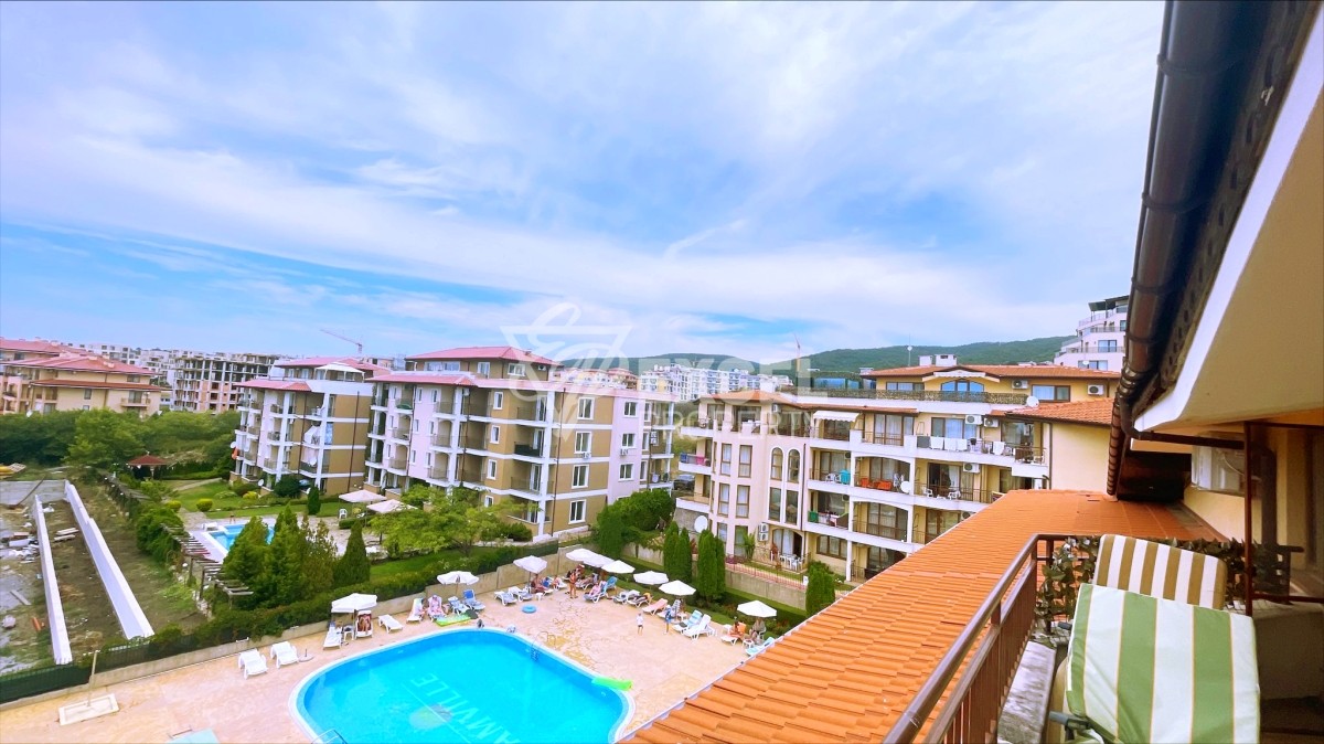 Aqua Dreams complex, Sveti Vlas - one bedroom apartment with sea view.