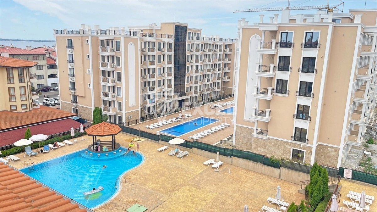 Aqua Dreams complex, Sveti Vlas - one bedroom apartment with sea view.