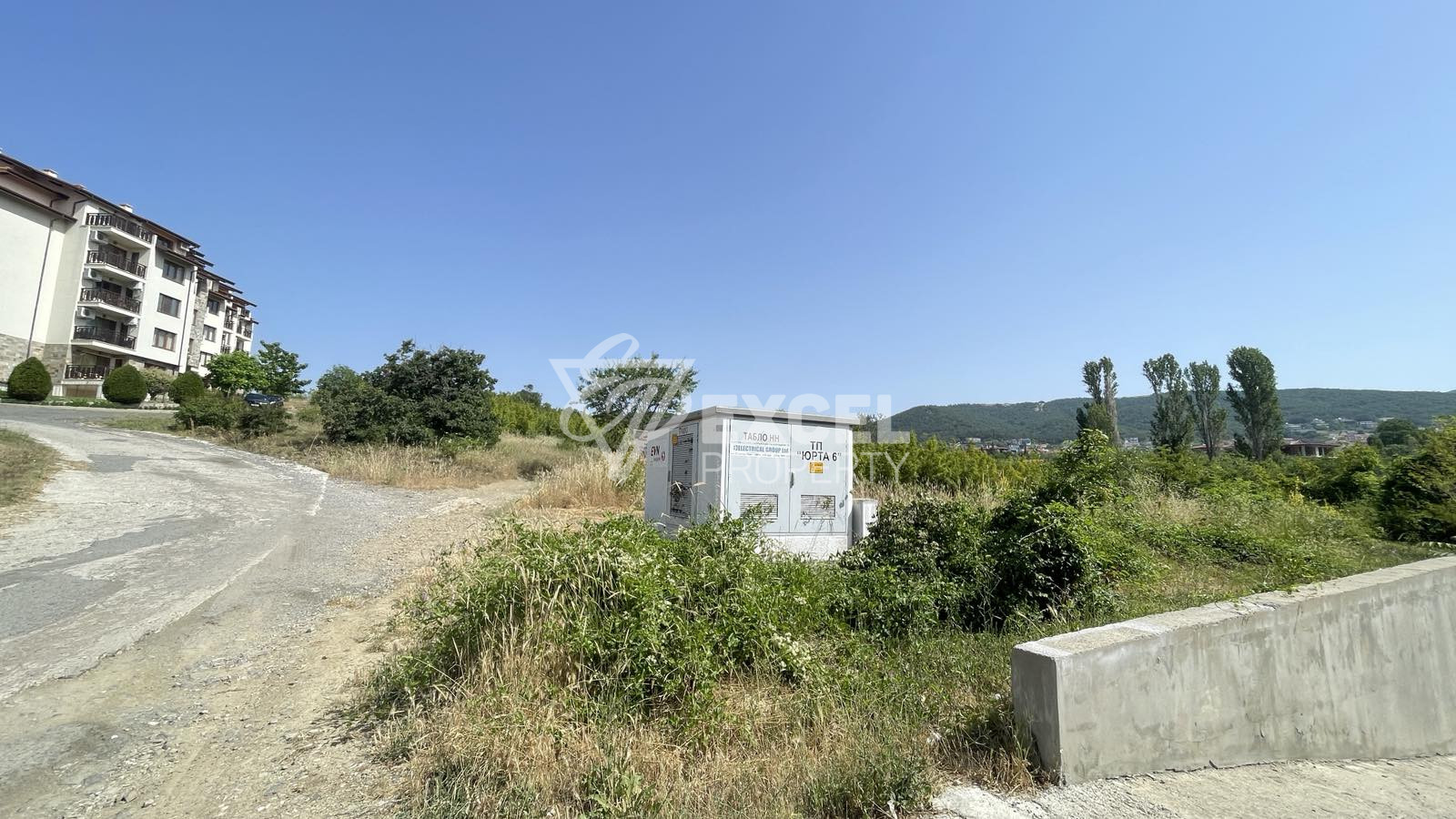 Plot of land for sale in Saint Vlas.