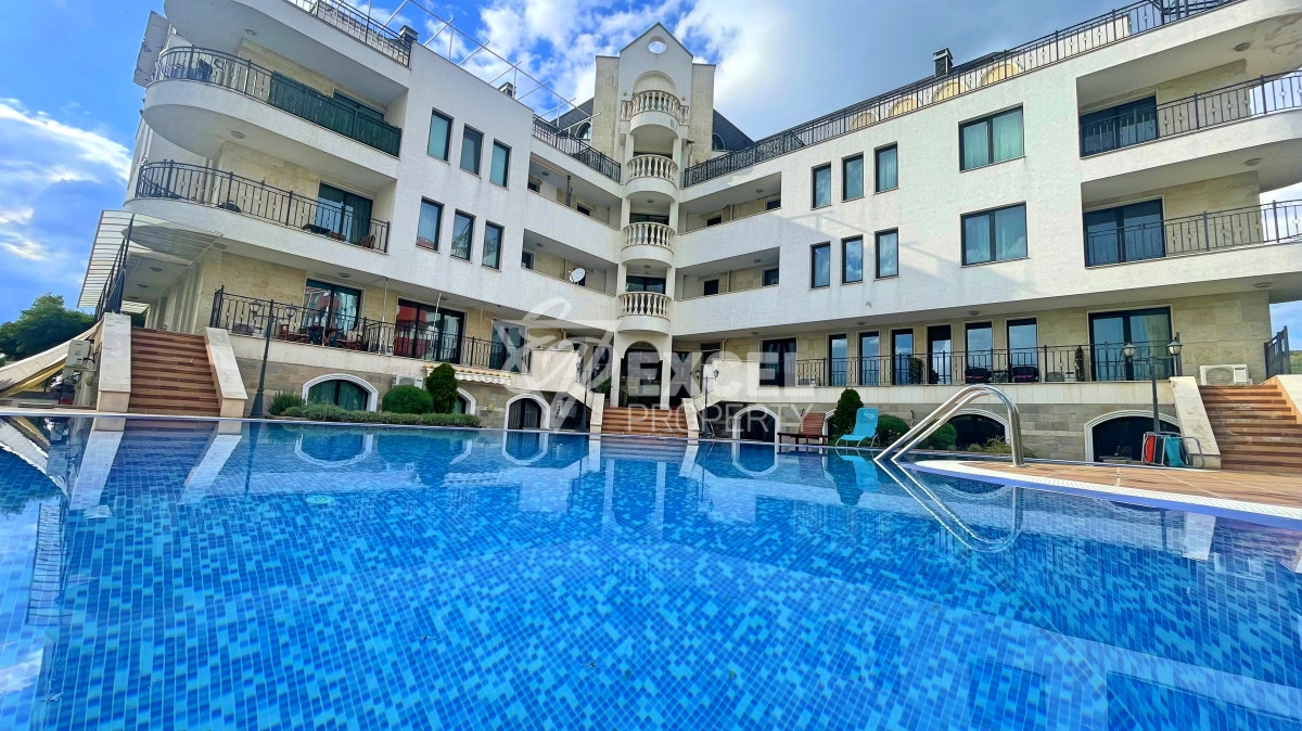 Furnished, one-bedroom apartment for sale in Saint Vlas, 150m from the sea