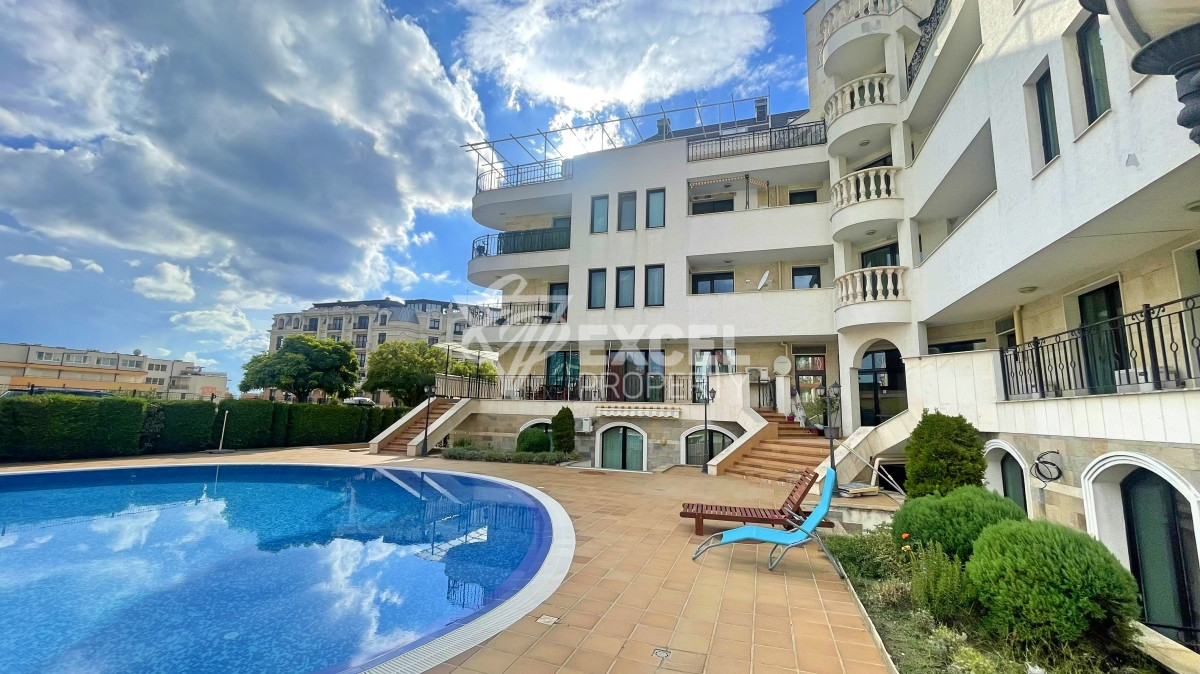 Furnished, one-bedroom apartment for sale in Saint Vlas, 150m from the sea