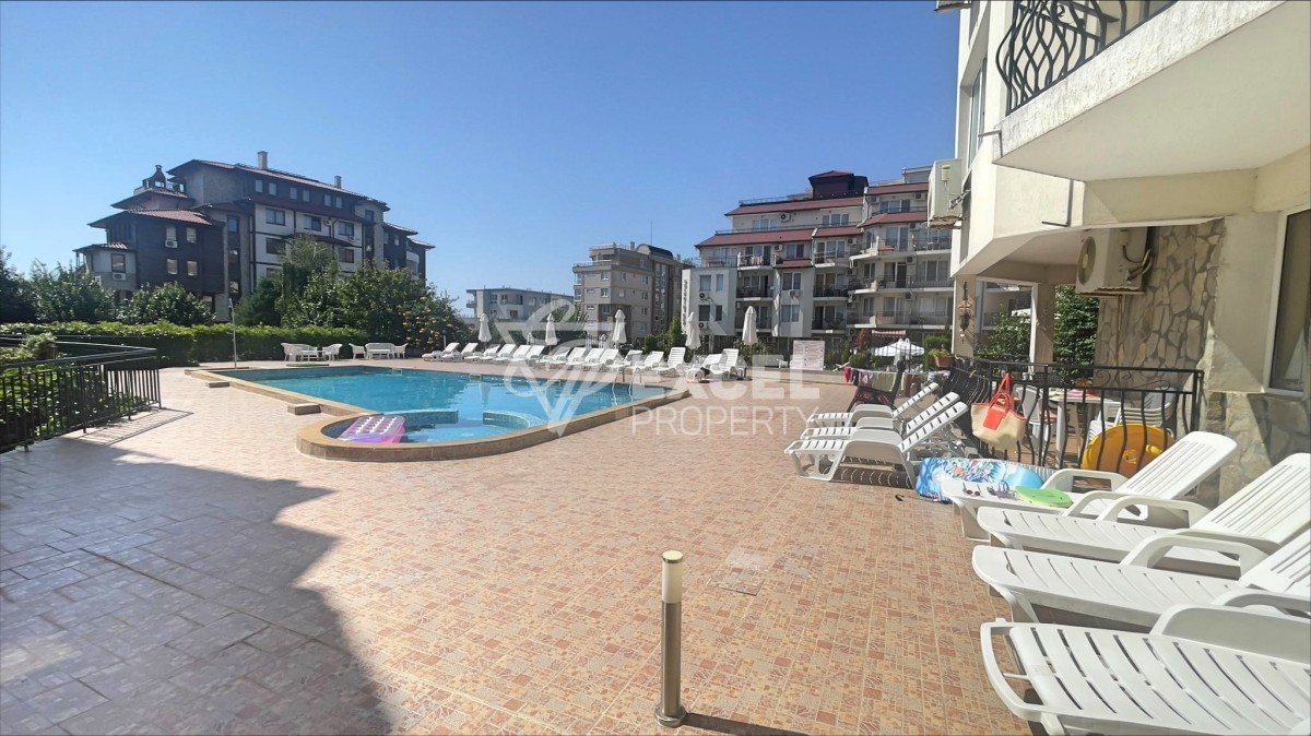 One-bedroom apartment in Sveti Vlas just 150 m from the sea