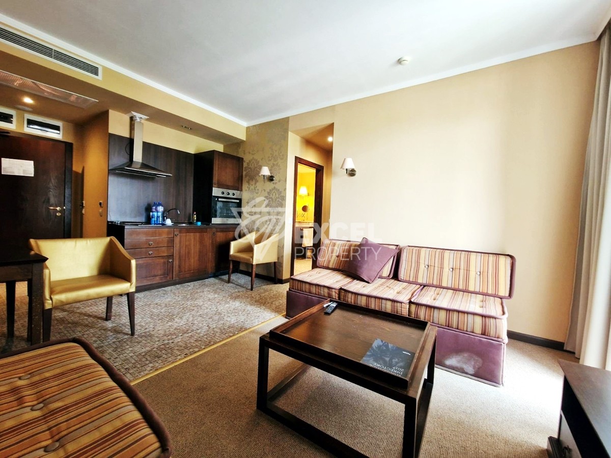 Furnished one-bedroom apartment in "Royal Beach Barcelo" complex.