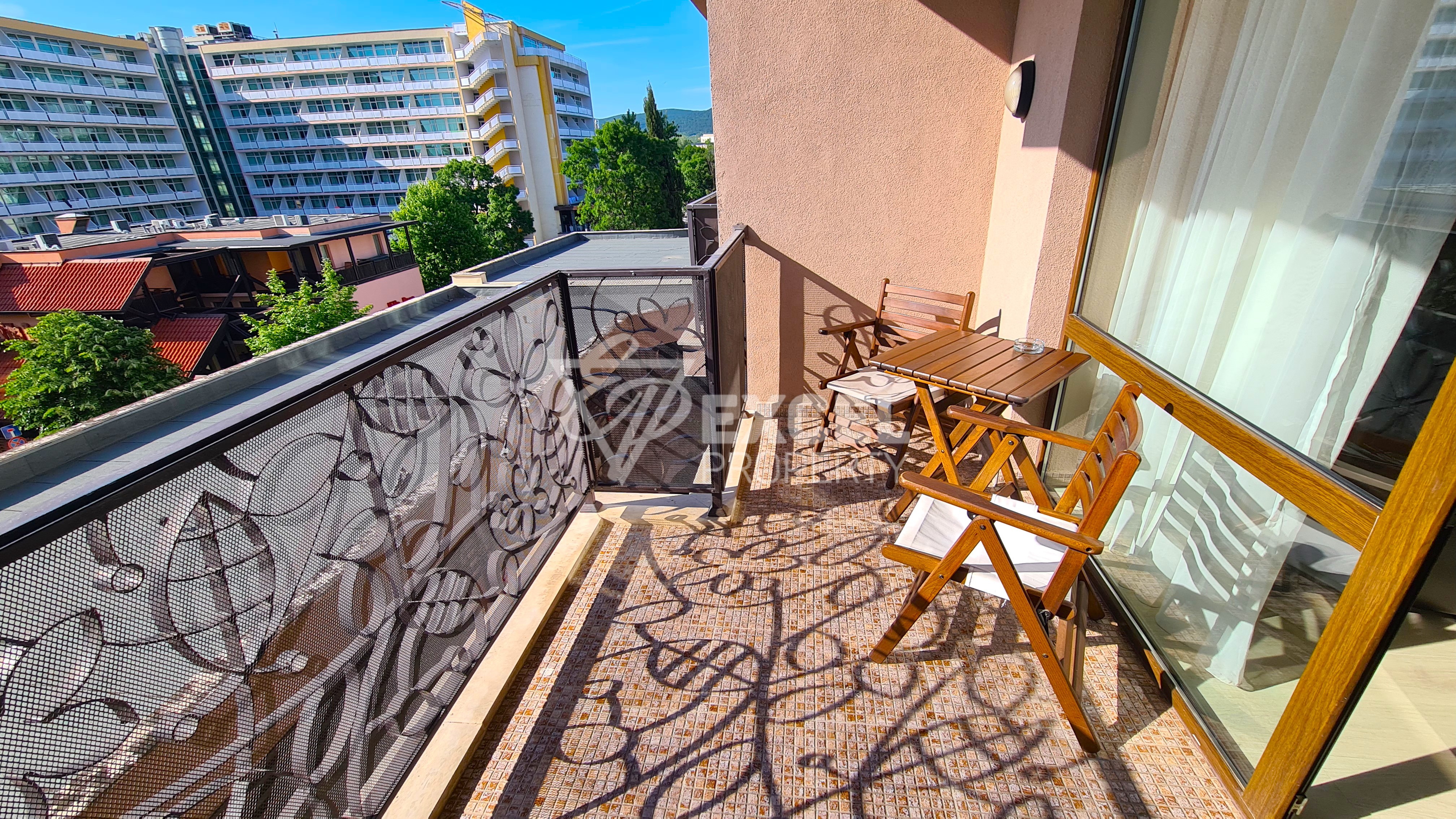 Furnished two-room apartment in the Barcelo Royal complex in Sunny Beach