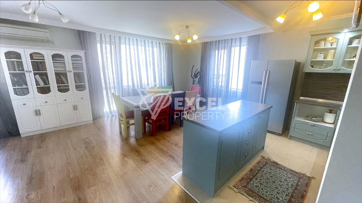 Large apartment in Cherno More district, suitable for a large family