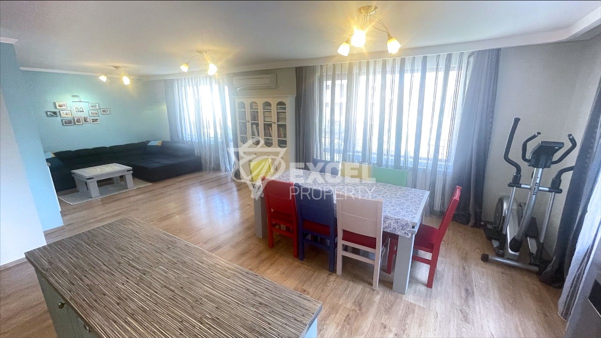 Large apartment in Cherno More district, suitable for a large family