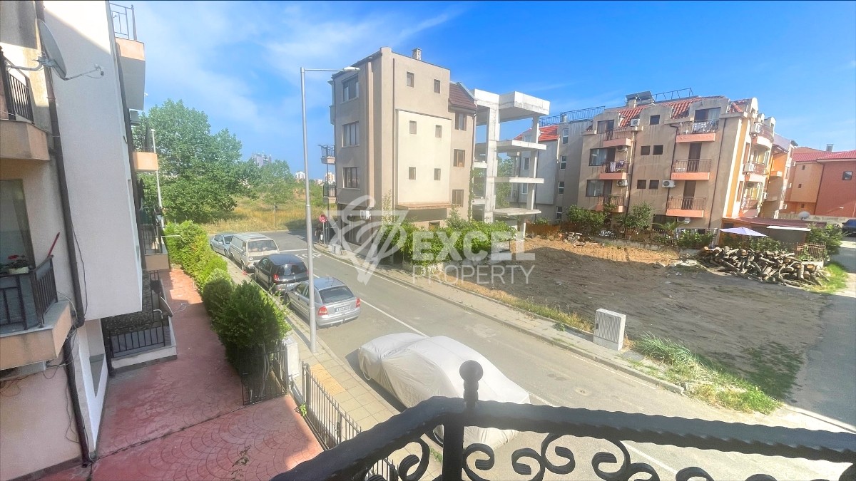 Large apartment in Cherno More district, suitable for a large family