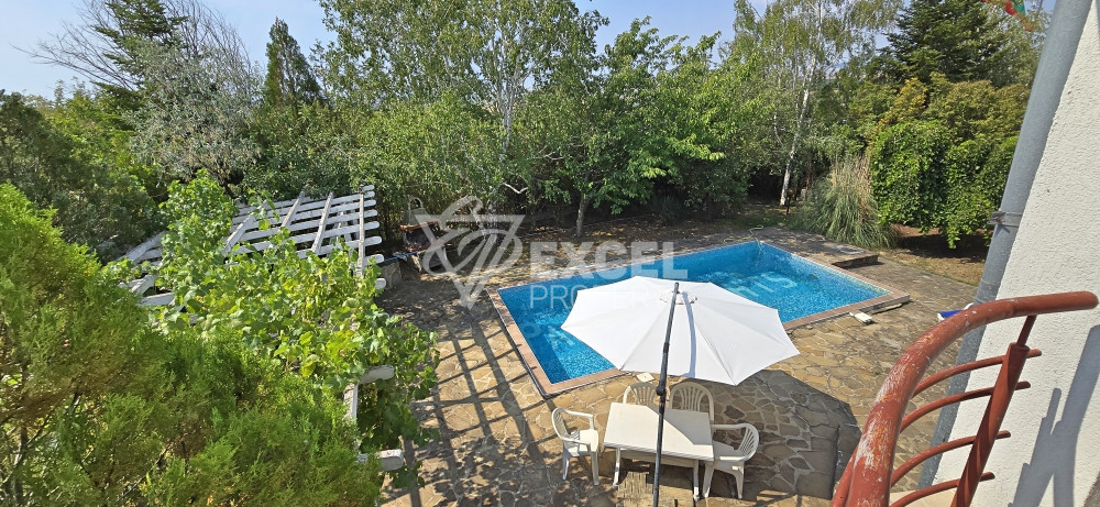 A stunning villa with a private pool in the area between Sunny Beach and Kosharitsa