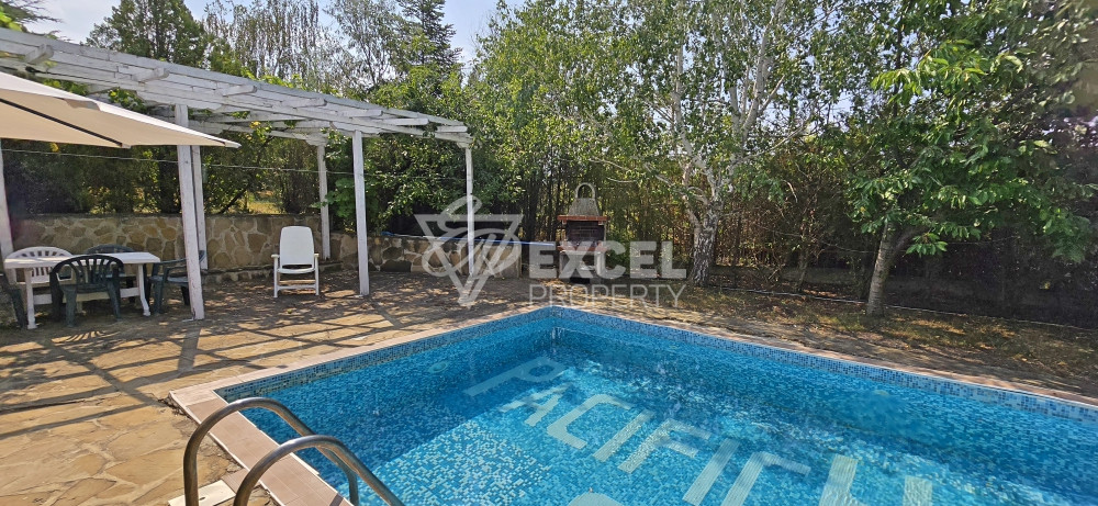 A stunning villa with a private pool in the area between Sunny Beach and Kosharitsa