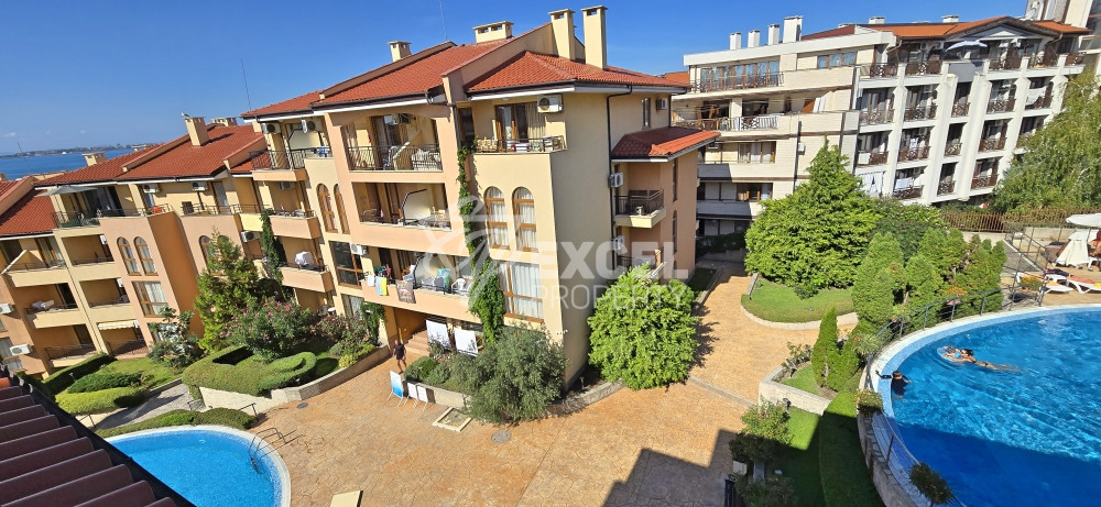 An exceptional offer in Saint Vlas with a sea view