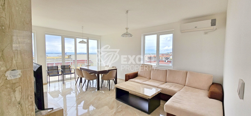 Two bedroom apartment with a parking space in Sveti Vlas only 400 m from the sea