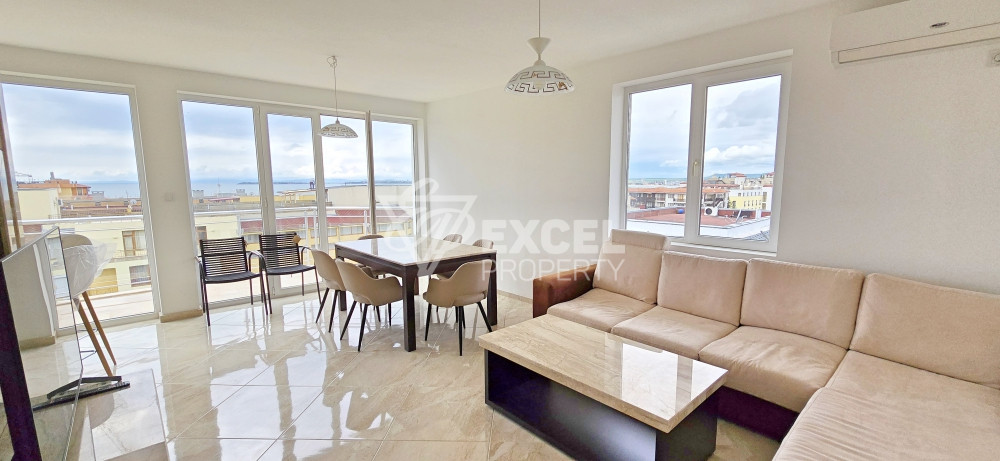 Two bedroom apartment with a parking space in Sveti Vlas only 400 m from the sea