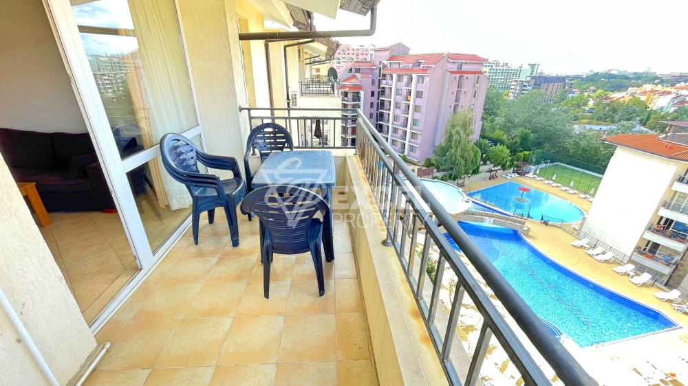 Furnished two-bedroom apartment after renovation