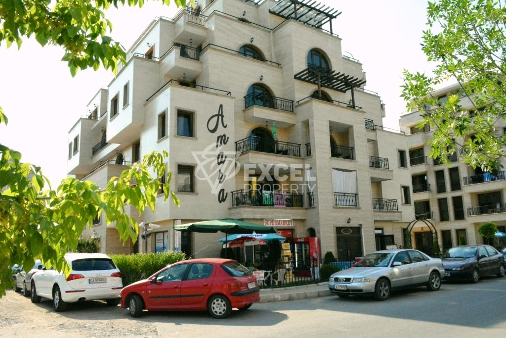 Lovely one-bedroom property in the Cacao Beach area-Amara complex