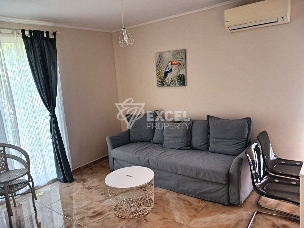 Stylish one-bedroom property - Anastasia Palace complex