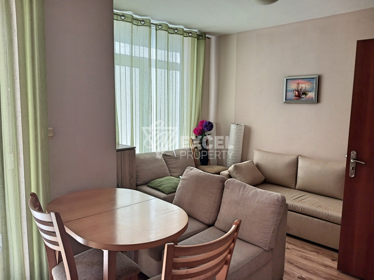 One-bedroom furnished propertyin Dow Park cmplex