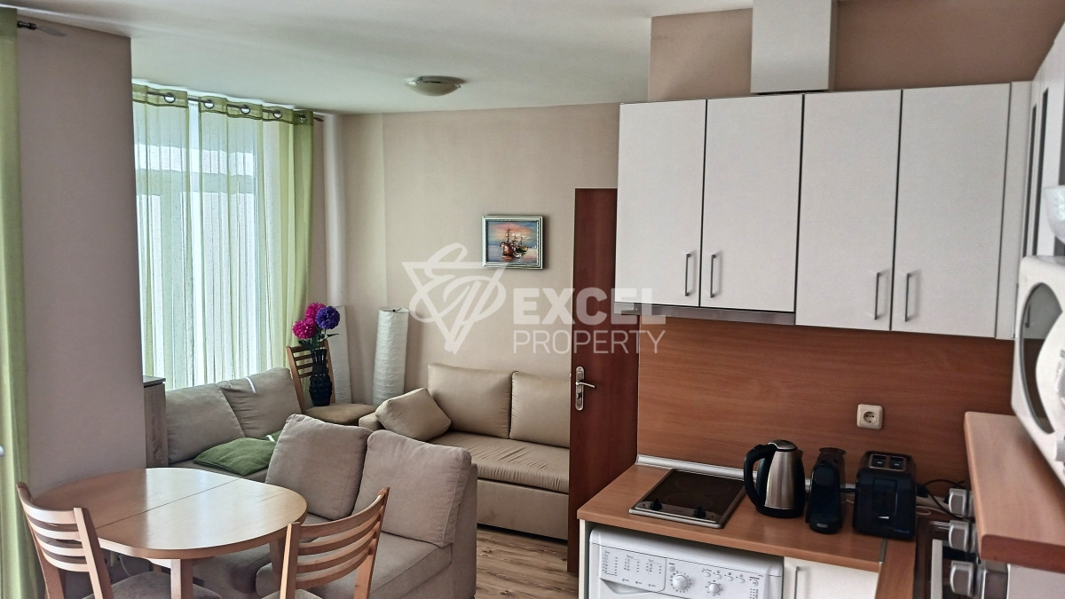 One-bedroom furnished propertyin Dow Park cmplex