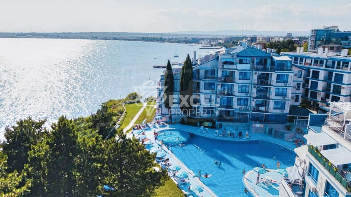 Furnished apartment on the first line in Pomorie