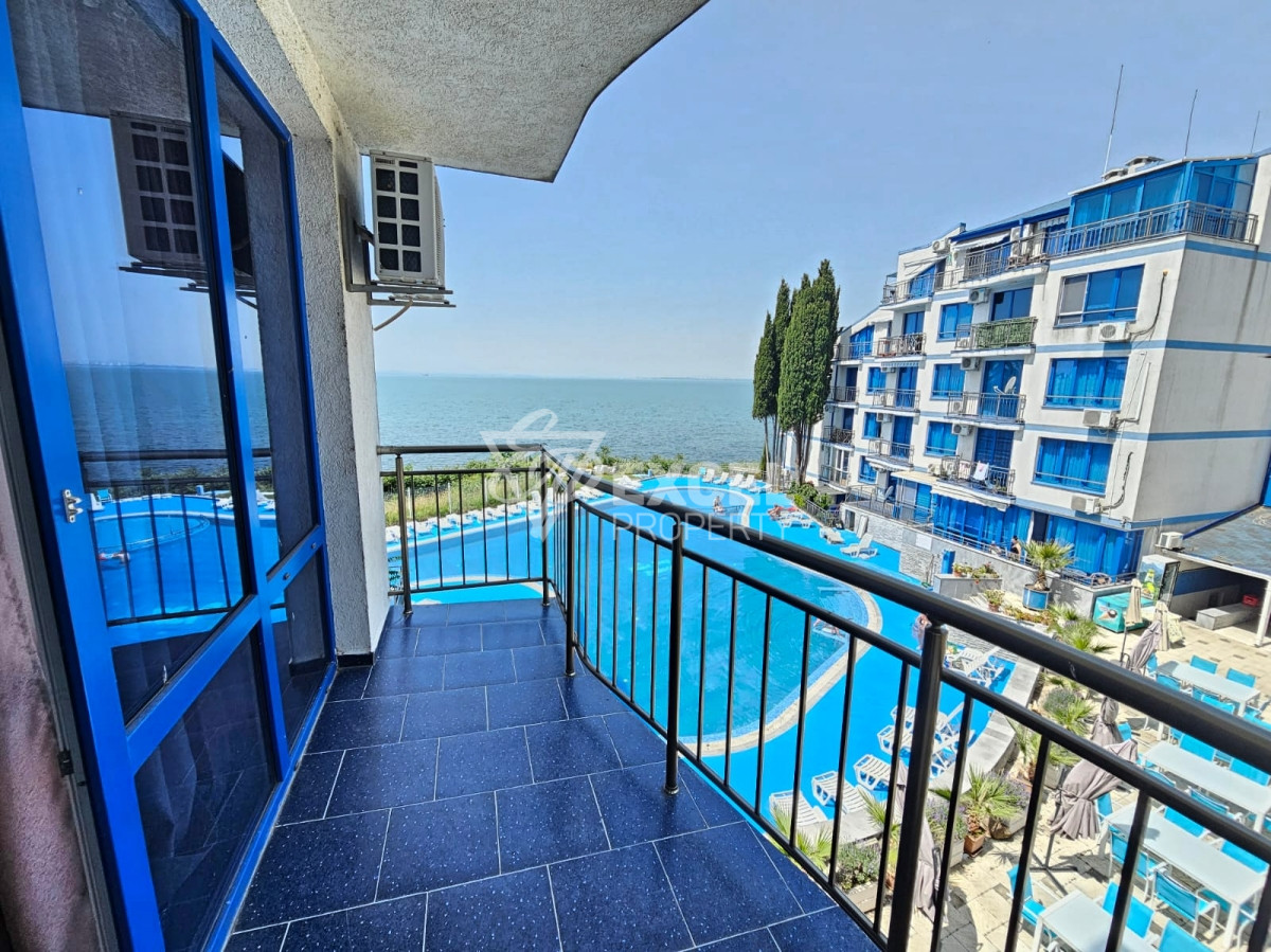 Furnished apartment on the first line in Pomorie