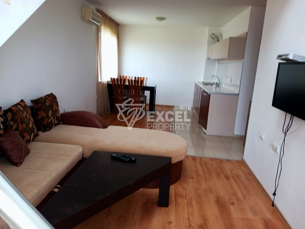 Furnished maisonette in Sea Diamond complex