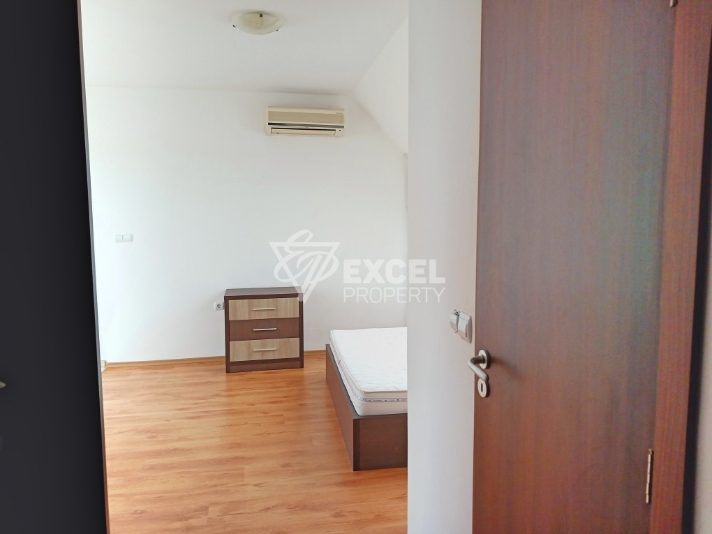 Furnished maisonette in Sea Diamond complex