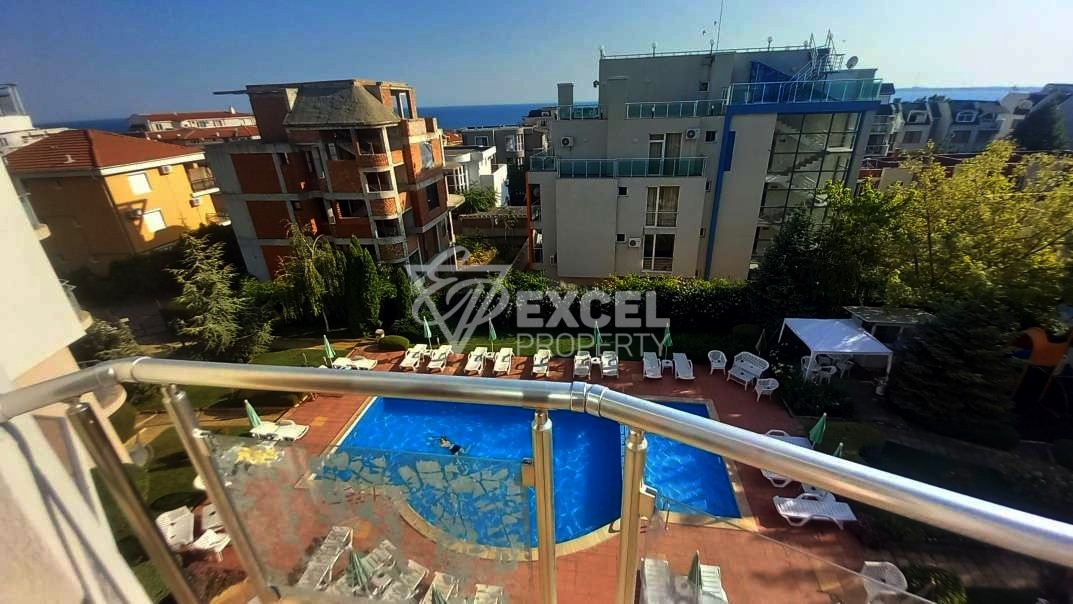 One-bedroom furnished property in Saint Vlas-sea view