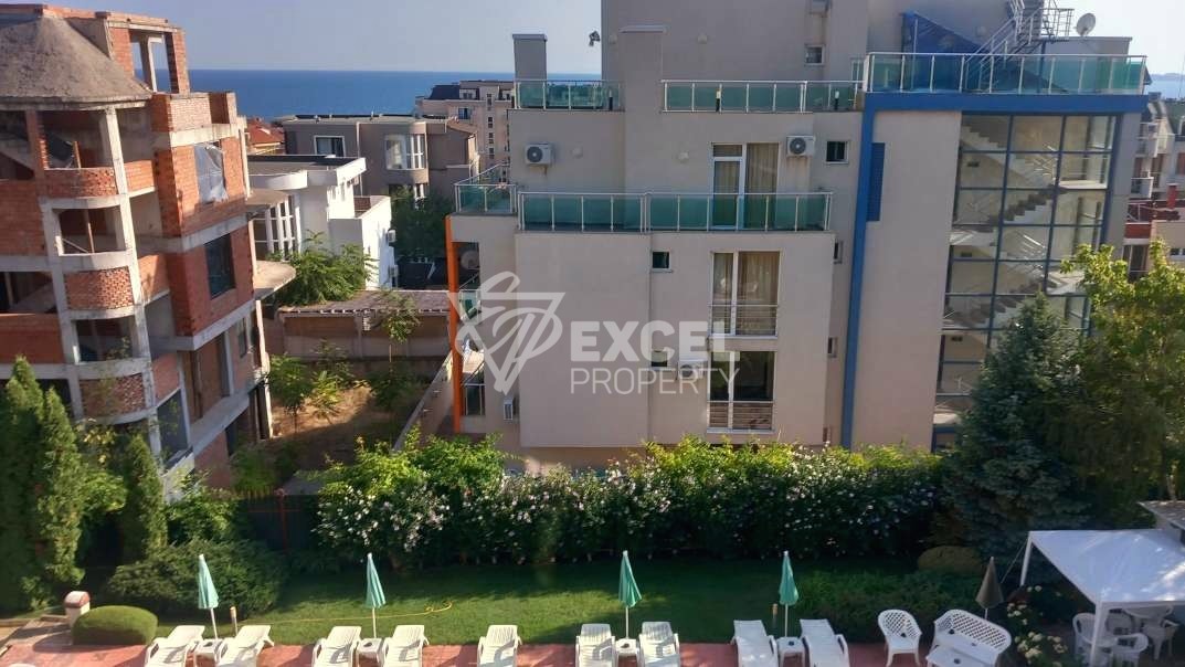 One-bedroom furnished property in Saint Vlas-sea view