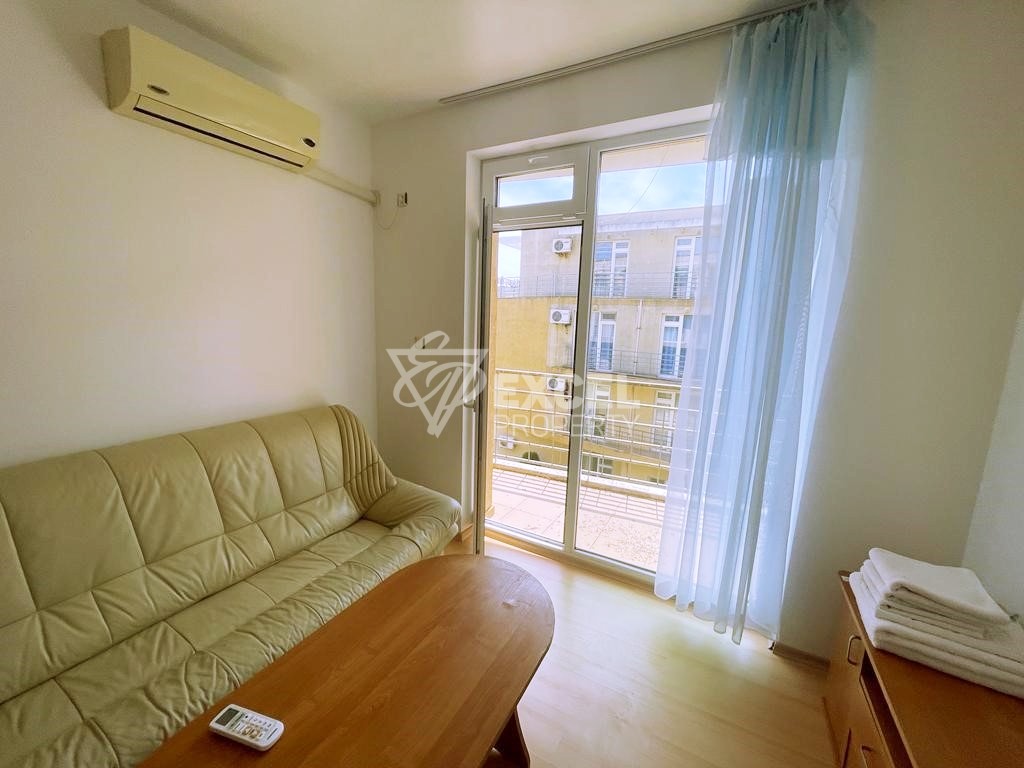 Two-bedroom furnished property in Sunny Day 5 complex