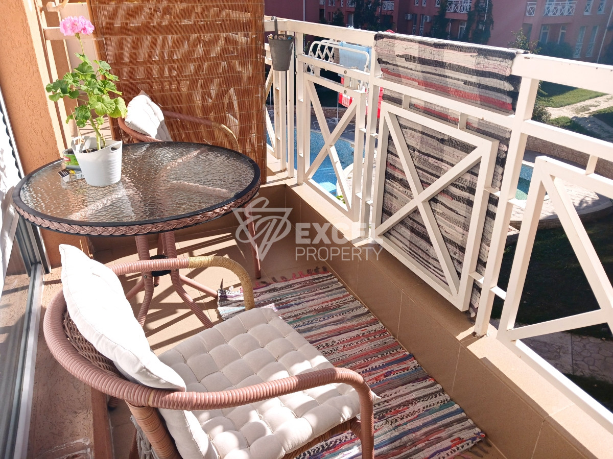 Studio with furniture and terrace in Sunny Day 6