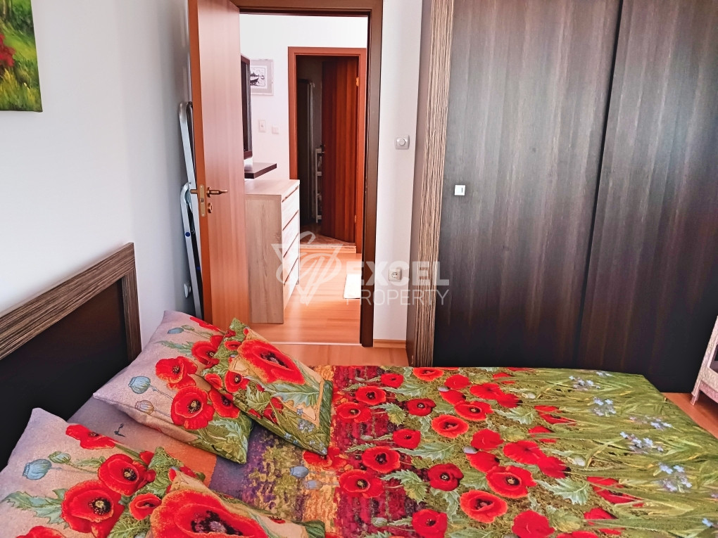 Two-bedroom furnished apartment with two terraces-Sunny Day 6