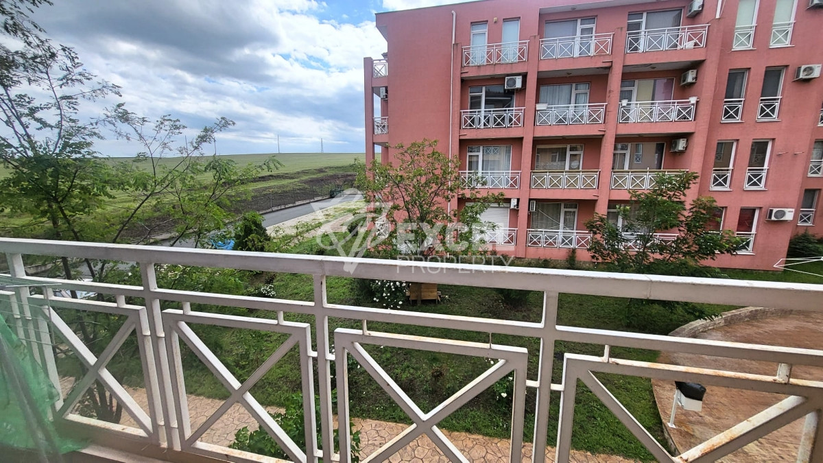 Stylish studio with balcony- Sunny Day 6, 3 km from Sunny Beach