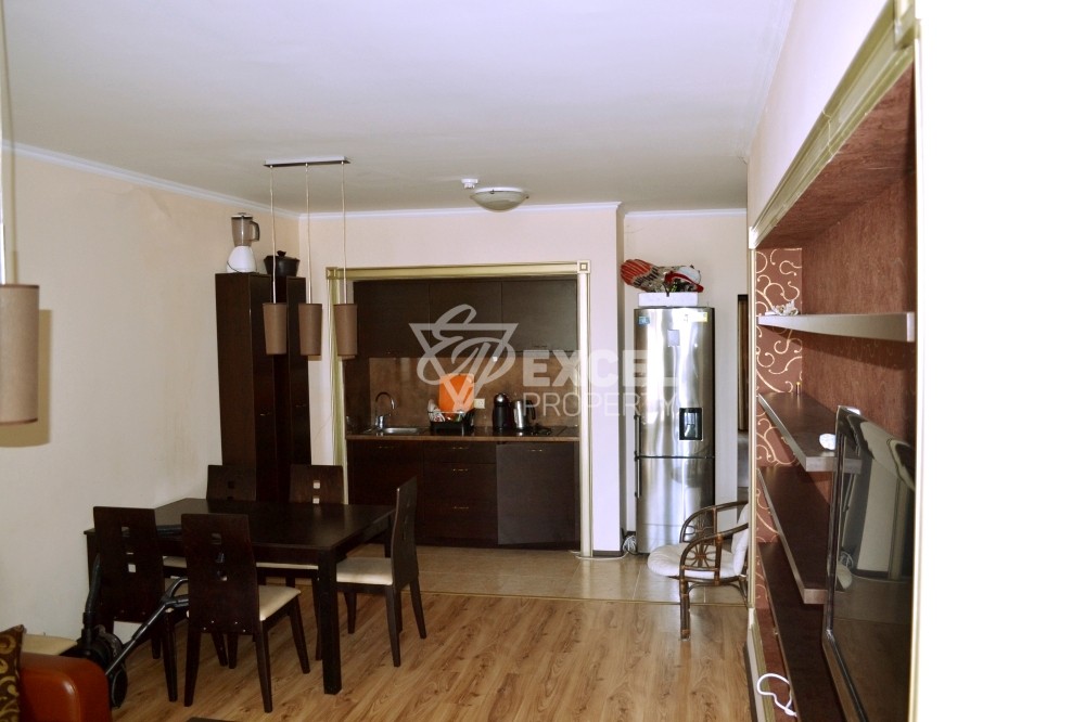 Two-bedroom property in Diun Residence complex, only 100m to the beach