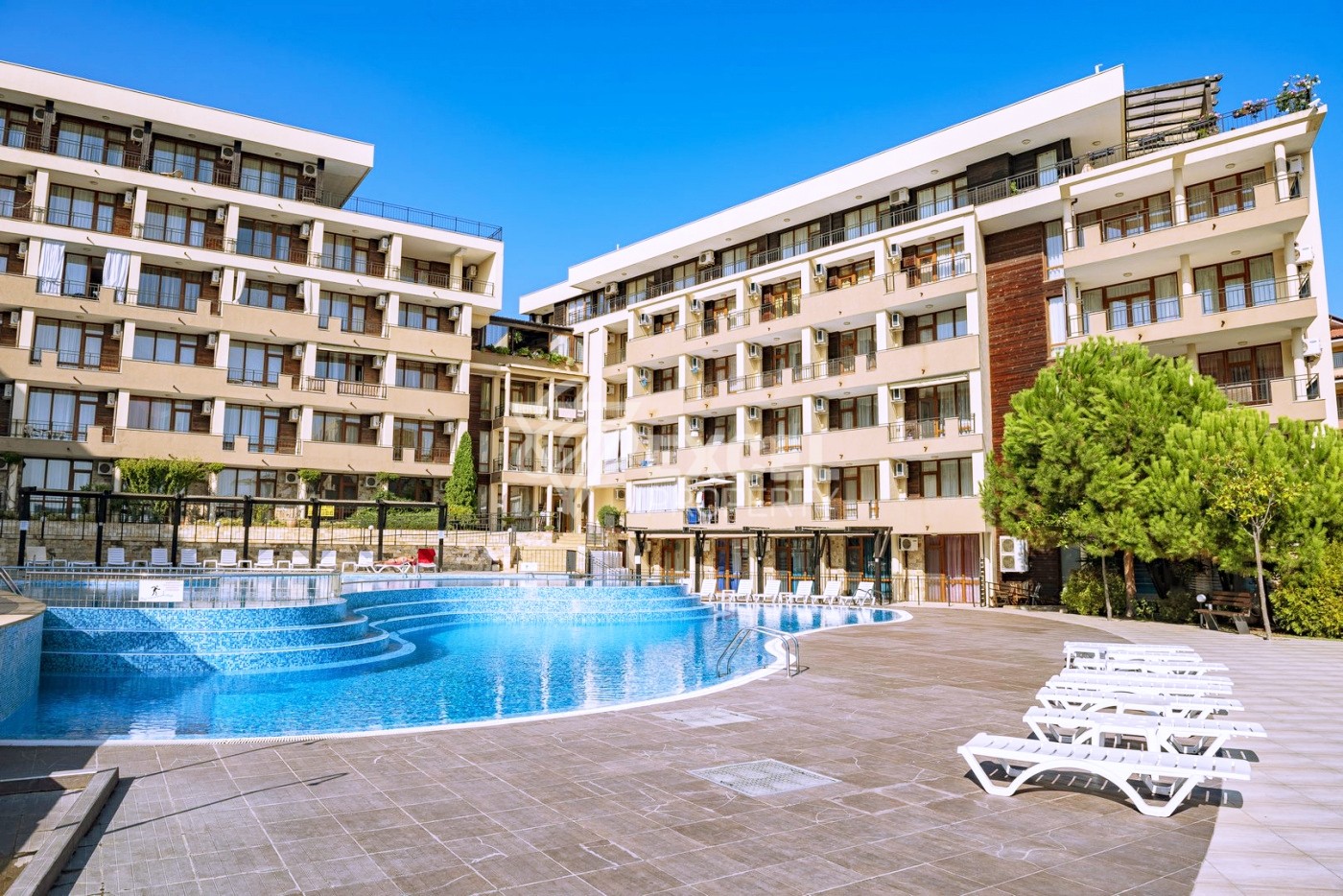 One-bedroom, spacious property - in the Luxor complex, Saint Vlas